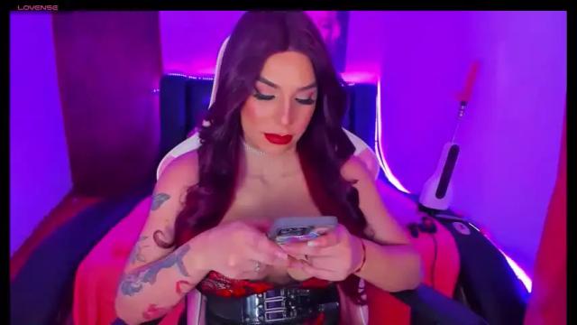 Image 7 of valeri_hilton Stream on Chaturbate on 2 months ago