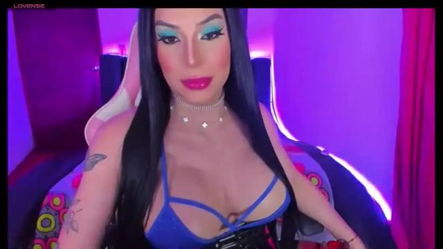 Image 4 of valeri_hilton Stream on Chaturbate on 1 month ago