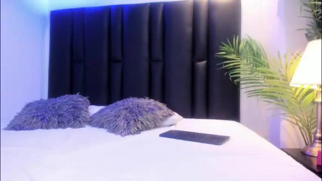 Image 4 of valeri_tafur Stream on Chaturbate on 1 month ago