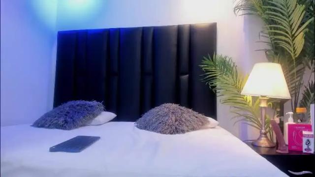 Image 2 of valeri_tafur Stream on Chaturbate on 27 days ago