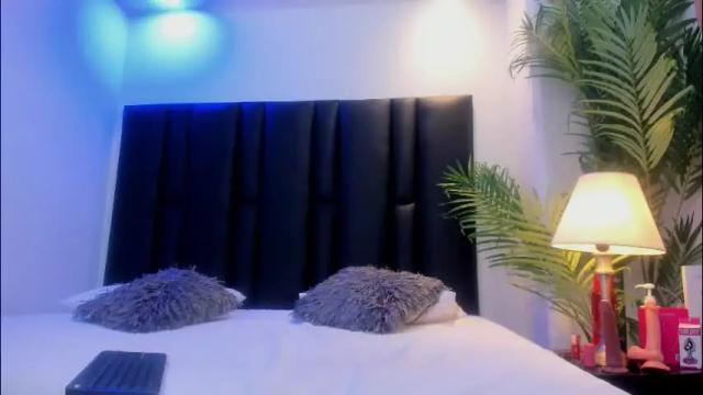 Image 4 of valeri_tafur Stream on Chaturbate on 22 days ago