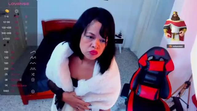 Image 11 of valeria_mesalina Stream on Chaturbate on 20 months ago