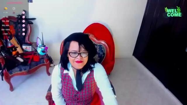 Image 11 of valeria_mesalina Stream on Chaturbate on 19 months ago