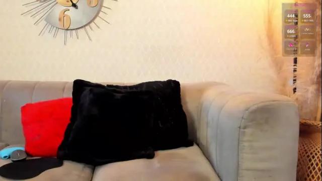 Image 2 of valeria_mtz Stream on Chaturbate on 1 month ago