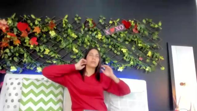 Image 3 of valeria_risso Stream on Chaturbate on 17 months ago