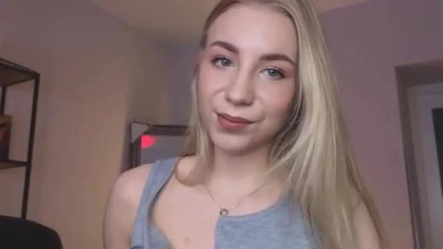 Thumbnail 3, valeria_shydreamer's Stream at Chaturbate, 14 months ago