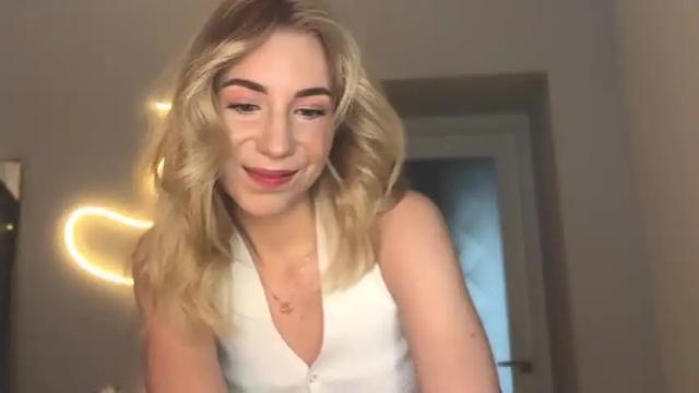 Thumbnail 1, valeria_shydreamer's Stream at Chaturbate, 14 months ago