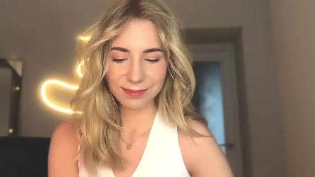 Thumbnail 2, valeria_shydreamer's Stream at Chaturbate, 14 months ago