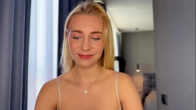 Thumbnail 2, valeria_shydreamer's Stream at Chaturbate, 1 month ago
