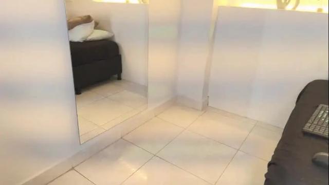 Image 8 of valeria_sweetgh Stream on Chaturbate on 3 days ago