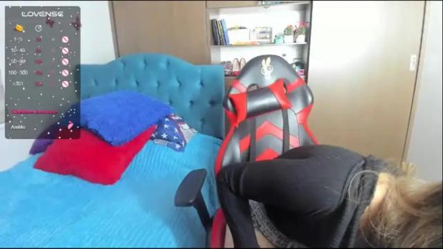 Image 4 of valeria_teiku1 Stream on Chaturbate on 8 days ago
