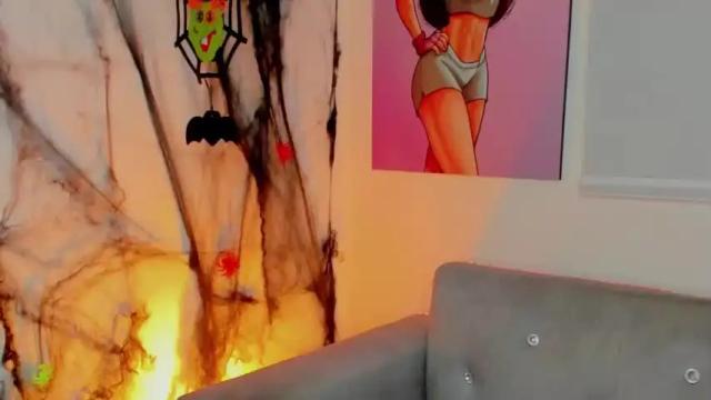 Image 11 of valeria_villalobos Stream on Chaturbate on 24 months ago