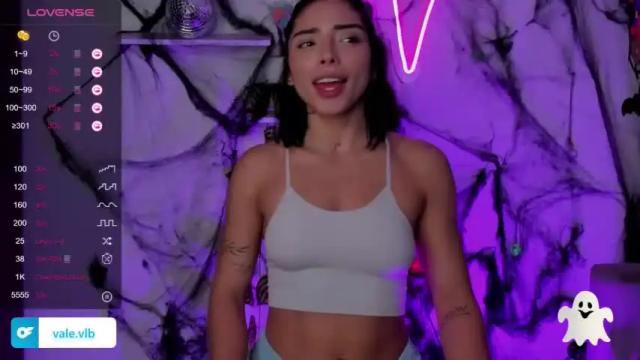 Image 7 of valeria_villalobos Stream on Chaturbate on 18 months ago