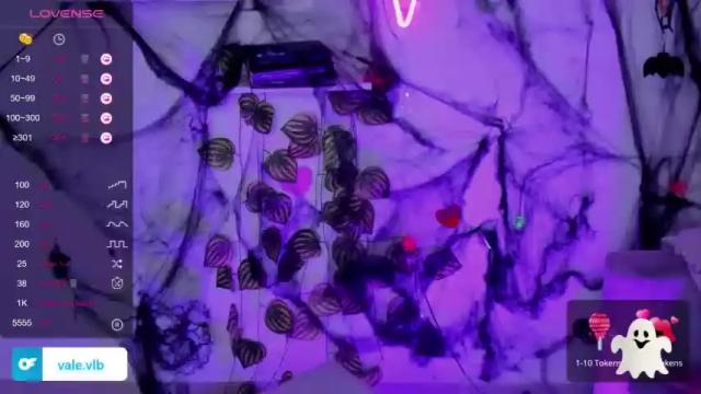 Image 2 of valeria_villalobos Stream on Chaturbate on 24 months ago