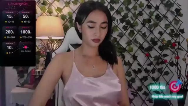 Image 4 of valeriaa24 Stream on Chaturbate on 11 months ago