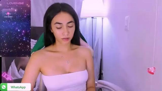 Image 2 of valeriaa24 Stream on Chaturbate on 11 months ago