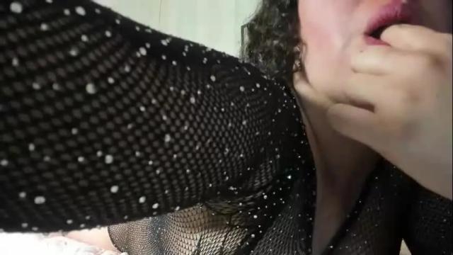 Image 7 of valeriaa_soler Stream on Chaturbate on 11 days ago