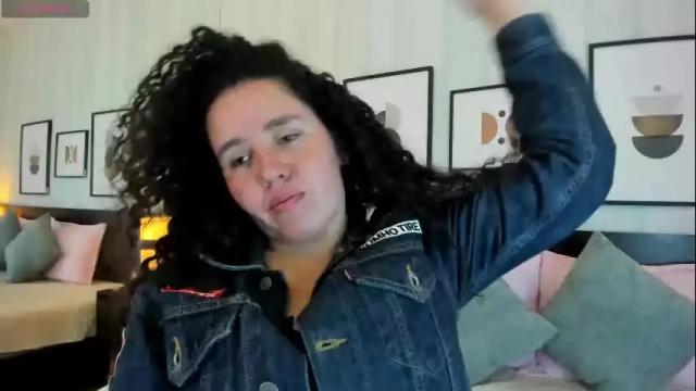 Thumbnail 2, valeriaa_soler's Stream at Chaturbate, 1 day ago