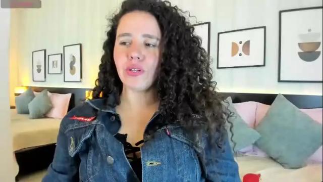 Thumbnail 3, valeriaa_soler's Stream at Chaturbate, 1 day ago