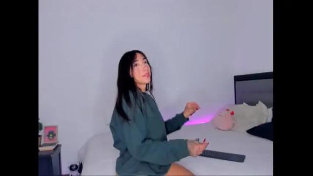 Image 3 of valeriabunny Stream on Chaturbate on 11 months ago