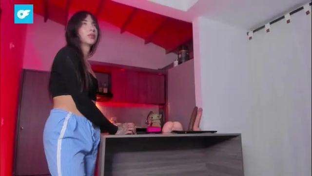 Image 2 of valeriabunny Stream on Chaturbate on 4 months ago