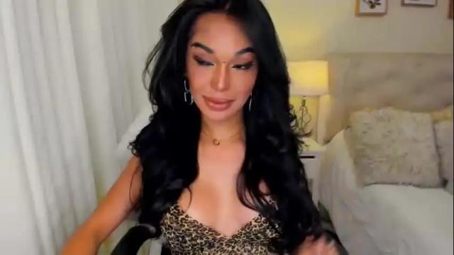 Image 10 of valeriadion Stream on Chaturbate on 2 months ago