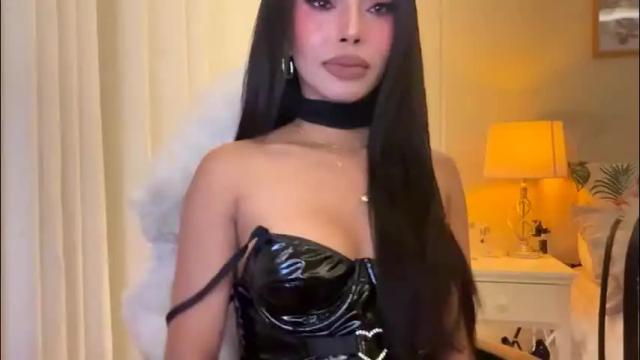 Image 8 of valeriadion Stream on Chaturbate on 1 month ago