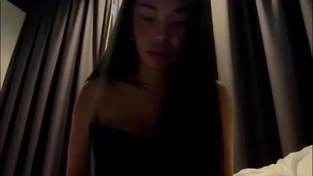 Image 4 of valeriadion Stream on Chaturbate on 27 days ago
