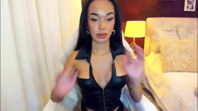 Image 3 of valeriadion Stream on Chaturbate on 2 months ago