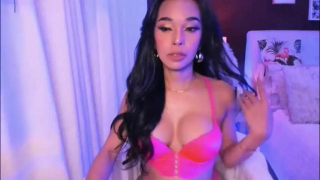 Image 2 of valeriadion Stream on Chaturbate on 17 days ago