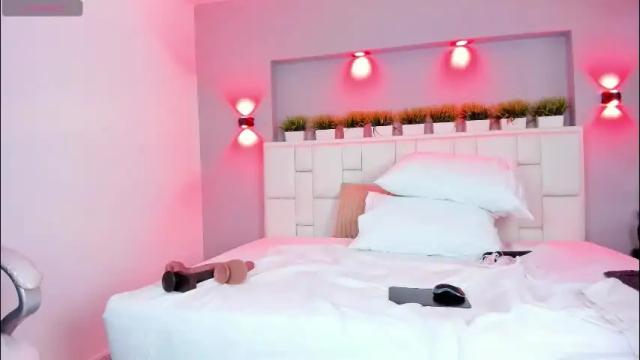 Image 7 of valeriagarciax Stream on Chaturbate on 28 days ago