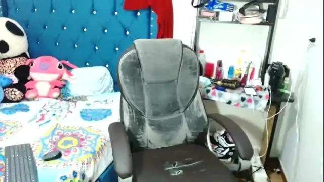 Image 3 of valeriahotye Stream on Chaturbate on 1 month ago