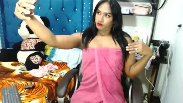 Image 7 of valeriahotye Stream on Chaturbate on 13 days ago