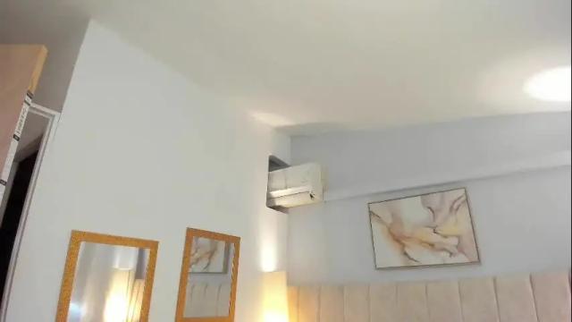 Image 4 of valeriaqueen8 Stream on Chaturbate on 1 month ago