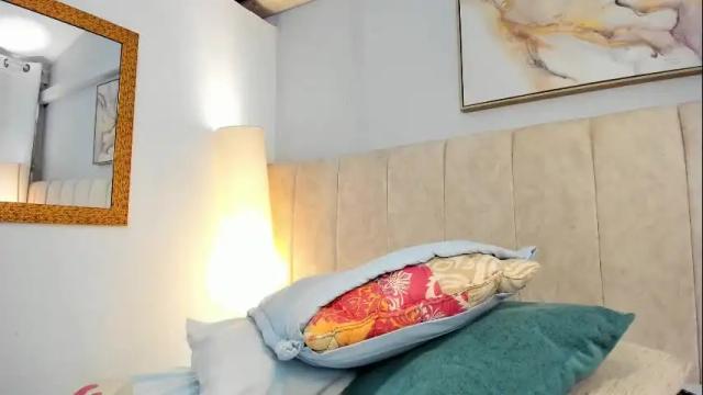 Image 10 of valeriaqueen8 Stream on Chaturbate on 13 days ago