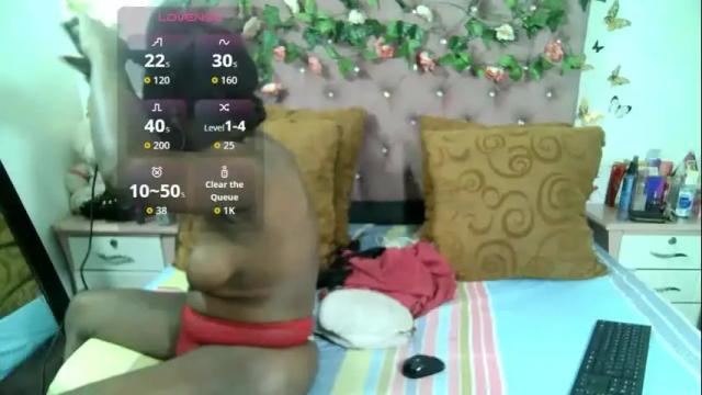 Image 7 of valeriatsx Stream on Chaturbate on 1 month ago