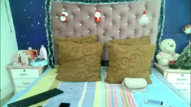 Image 3 of valeriatsx Stream on Chaturbate on 27 days ago