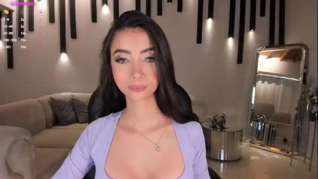 Image 4 of valeriavelvet Stream on Chaturbate on 1 month ago