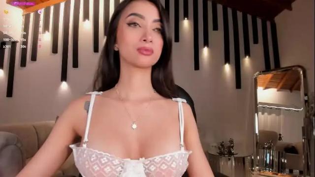 Image 7 of valeriavelvet Stream on Chaturbate on 1 month ago