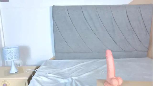 Image 2 of valeriavibes Stream on Chaturbate on 6 months ago