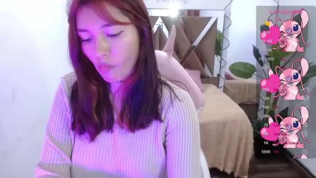 Image 4 of valeribell_tay Stream on Chaturbate on 12 months ago