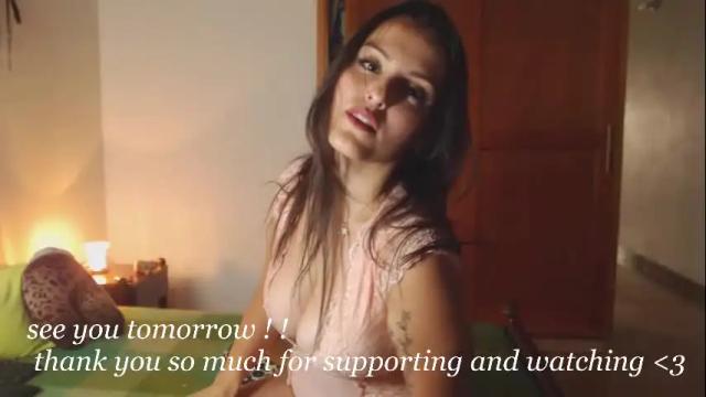 Image 11 of valerie777moonrise Stream on Chaturbate on 7 days ago