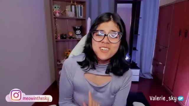 Image 10 of valerie__sky Stream on Chaturbate on 17 months ago