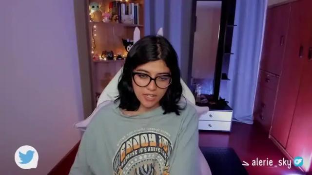 Image 10 of valerie__sky Stream on Chaturbate on 17 months ago