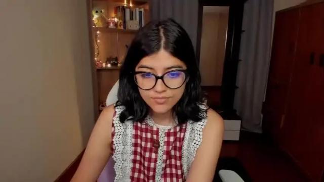Image 11 of valerie__sky Stream on Chaturbate on 16 months ago