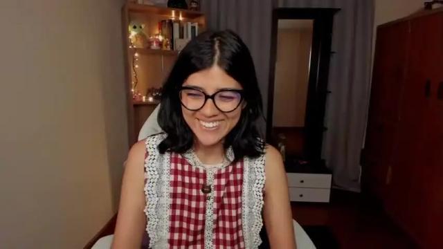 Image 12 of valerie__sky Stream on Chaturbate on 16 months ago