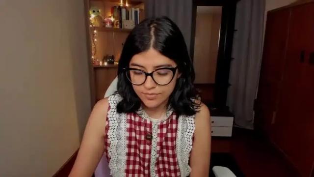 Image 8 of valerie__sky Stream on Chaturbate on 16 months ago