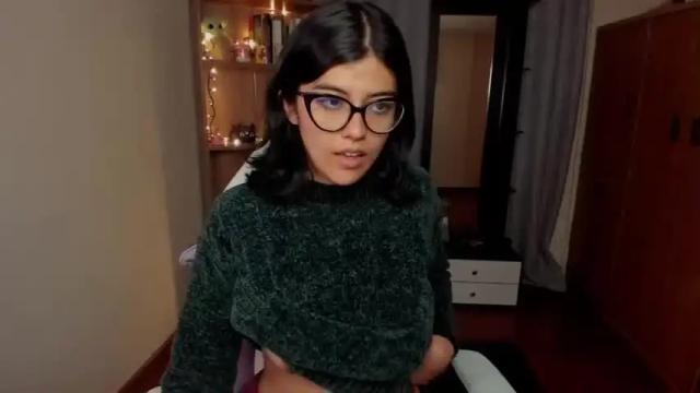 Image 7 of valerie__sky Stream on Chaturbate on 16 months ago