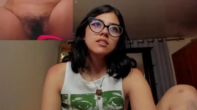 Image 12 of valerie__sky Stream on Chaturbate on 16 months ago