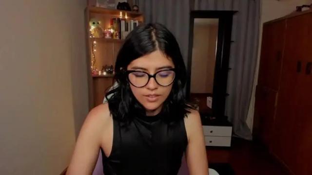 Image 10 of valerie__sky Stream on Chaturbate on 16 months ago